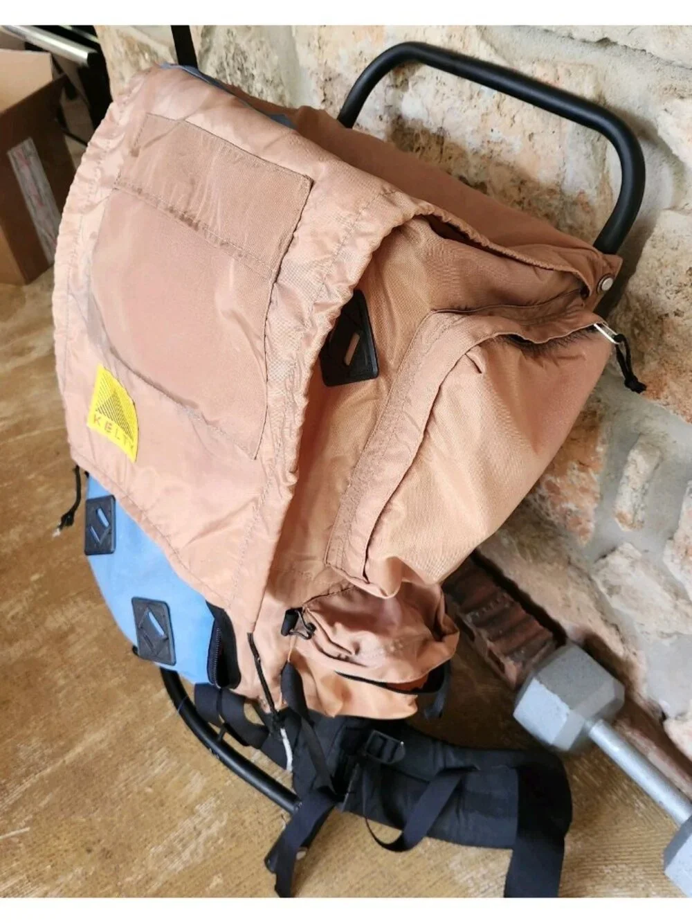 Vintage Kelty External Frame Backpack in Good Condition Beige Large Size